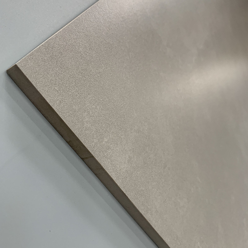 کاشی چینی لعابدار 60x60 سانتی متری مات رنگی ساده برای اتاق نشیمن