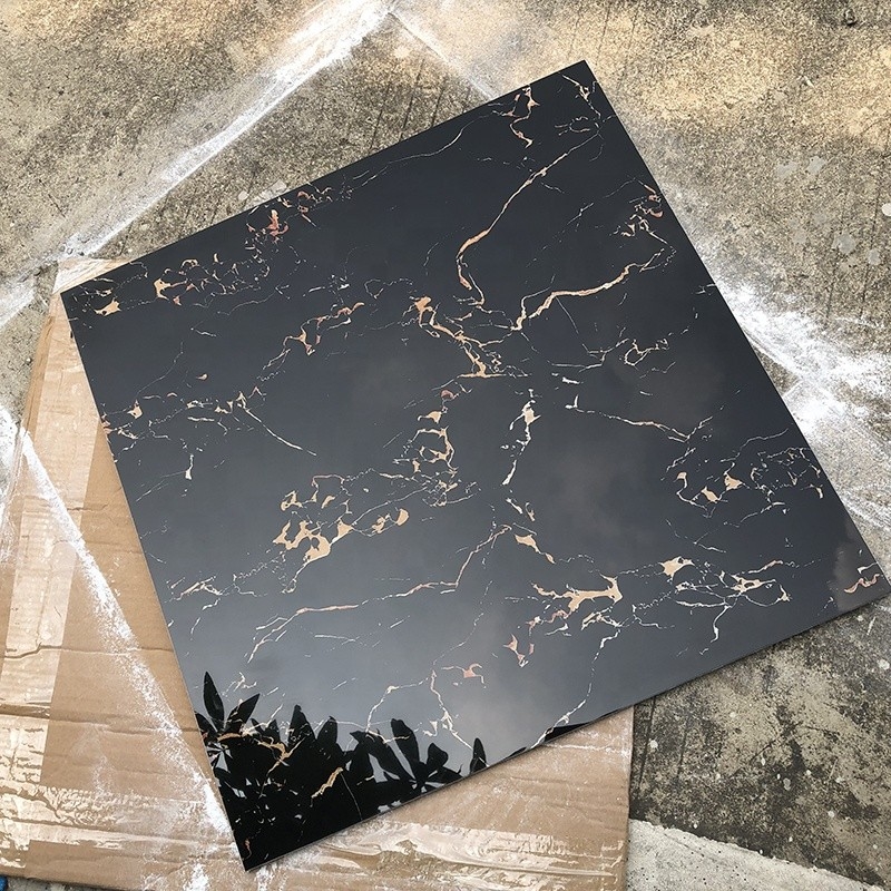 کاشی کف چینی جلا داده شده 600x600 رنگ گل مشکی و طلایی